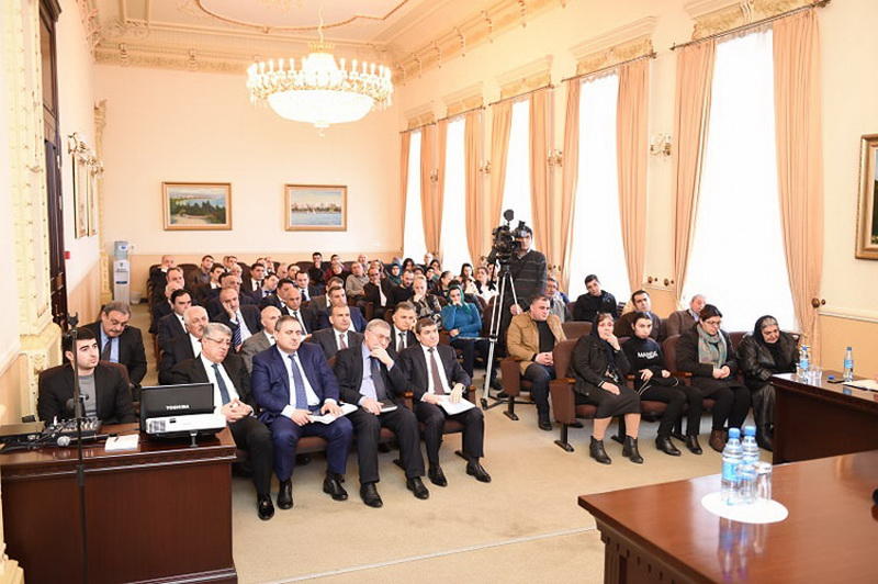 В честь погибших нефтяников воздвигнут памятник