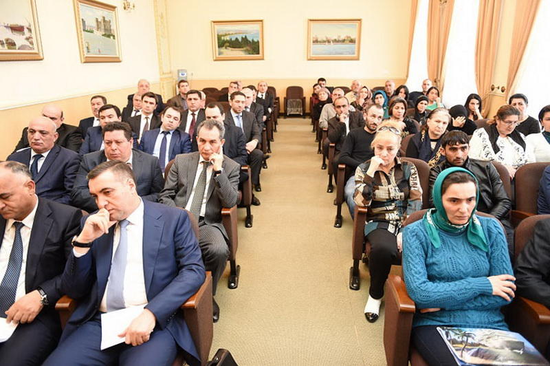 В честь погибших нефтяников воздвигнут памятник