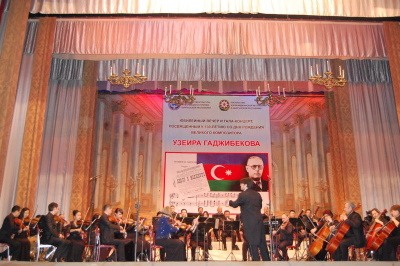 Bişkekdə Üzeyir Hacıbəyovun 130 illik yubileyi ilə bağlı möhtəşəm gecə keçirilib