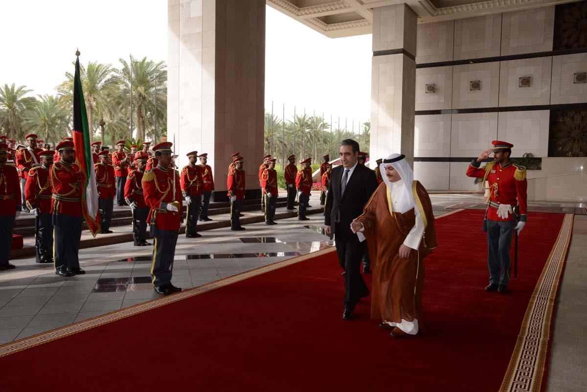 Эмир Кувейта посетит Азербайджан