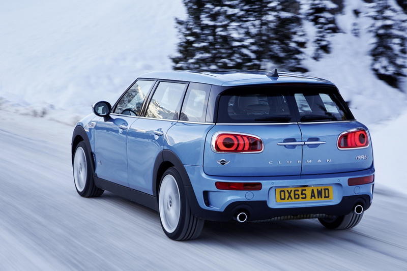 В Нью-Йорке дебютировал полноприводный универсал Mini
