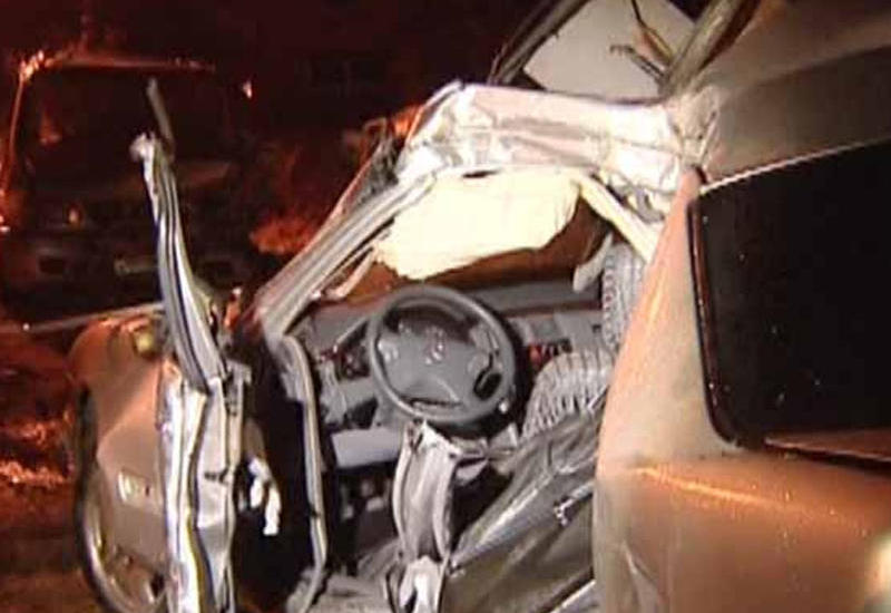 "Mercedes" minik maşını ilə yük avtomobili toqquşdu: 1 ölü
