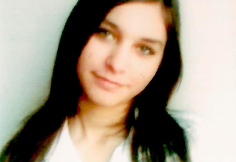 İsmayıllıda 22 yaşlı qız itkin düşüb