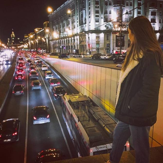 Sosial şəbəkələrin çeçen gözəlləri