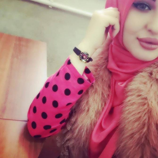 Sosial şəbəkələrin çeçen gözəlləri