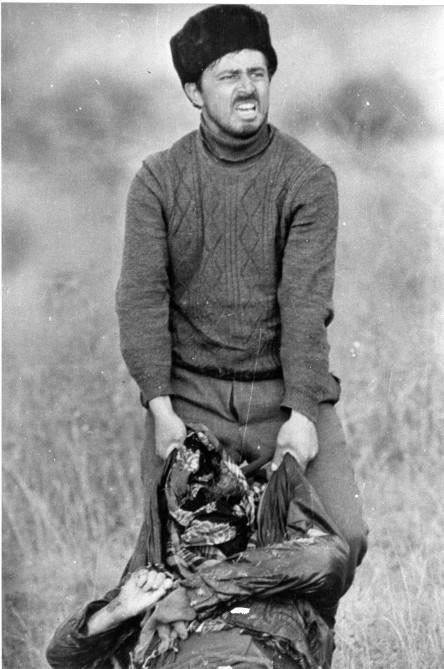 Erməni vəhşiliyinin tükürpədən izləri