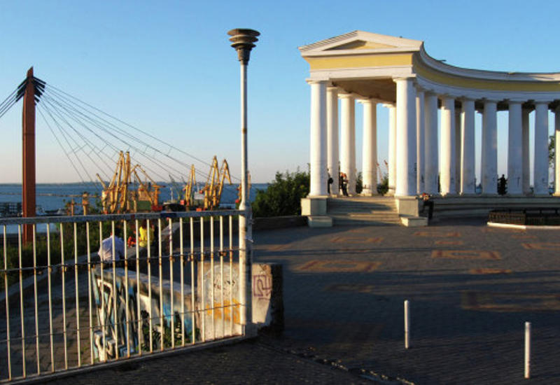 Попавшийся на взятке судья Одессы открыл стрельбу и сбежал