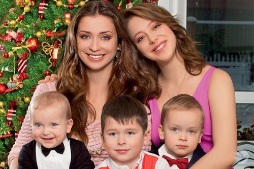 Məşhur teleaparıcı beşinci dəfə ana olacaq