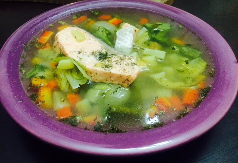 Весенний суп из семги с овощами