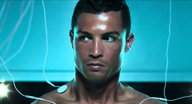 Ronaldo bu reklamdan 2.5 milyon avro qazandı