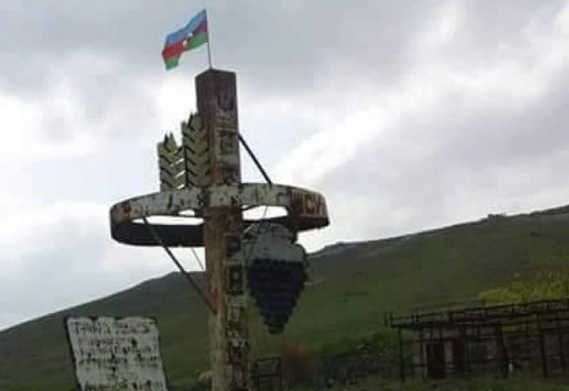 Азербайджанцы возвращаются в освобожденное село