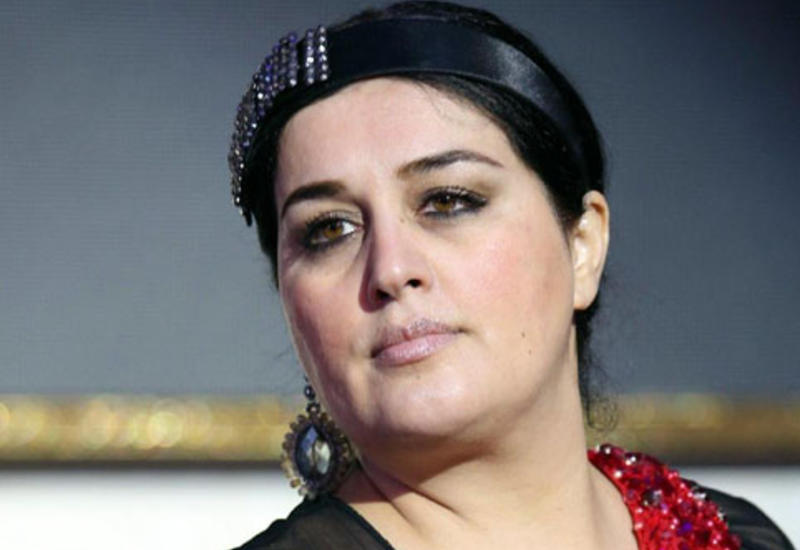 Elza Seyidcahandan etiraf - "800 min yaşım var"