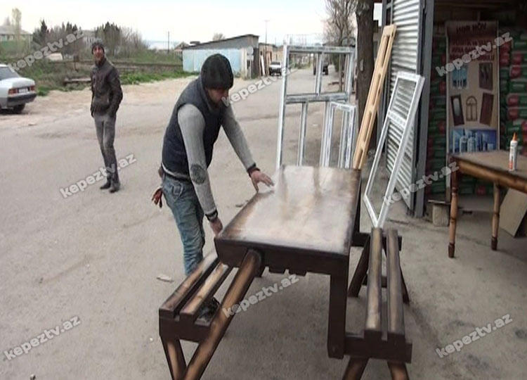 27 yaşlı gəmi ustası...