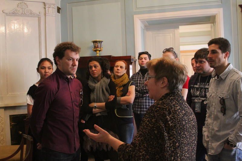"Встречи в России": Как бакинский театр покорял Петербург