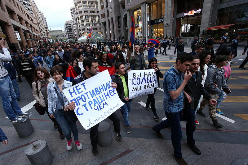 Антироссийский митинг в Ереване