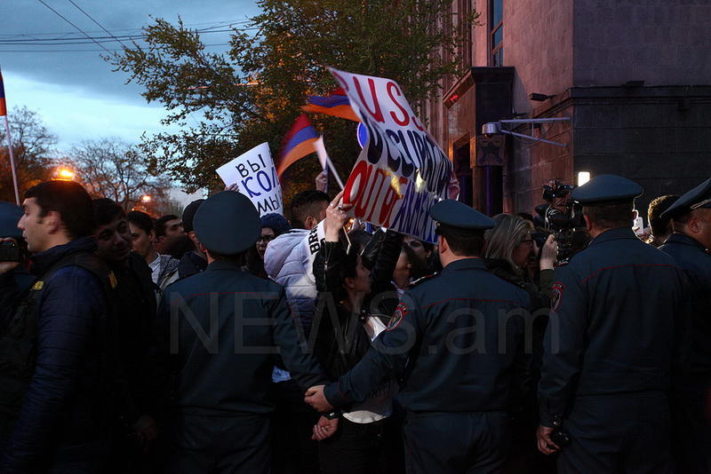 Антироссийский митинг в Ереване
