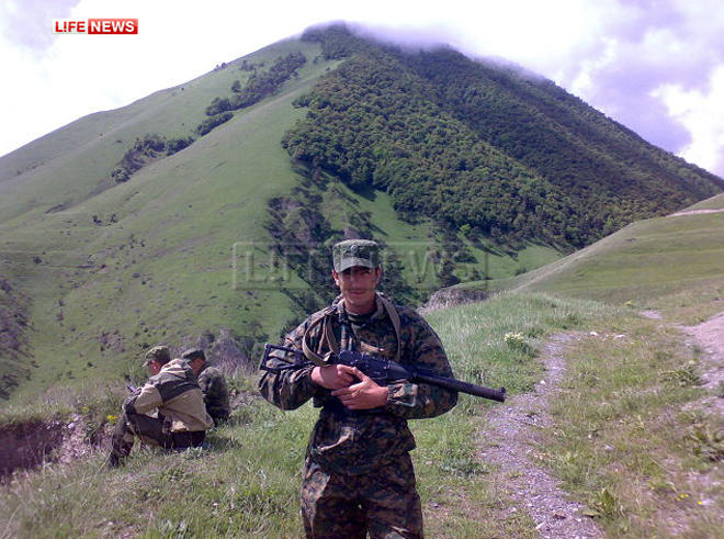 Военнослужащих Минобороны России подозревают в торговле оружием