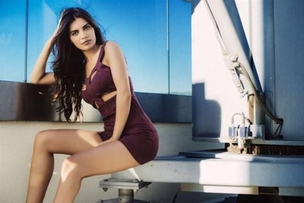 Milyonçudan ayrılan aktrisa yeni sevgilisi ilə birgə