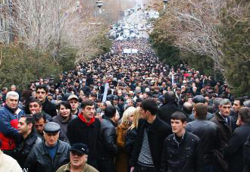 Армяне оскорбили Сергея Лаврова на митинге в Ереване