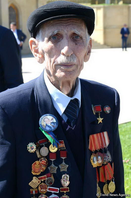 Azərbaycan ictimaiyyəti Qələbə Gününü qeyd edir