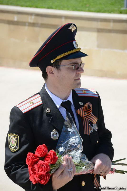 Azərbaycan ictimaiyyəti Qələbə Gününü qeyd edir