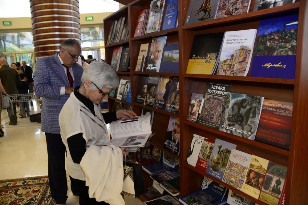 В Баку открылись Дни культуры Дагестана