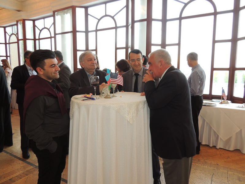 Мурад Адыгезалзаде великолепным концертом открыл фестиваль «Дни Америки» в Филармонии