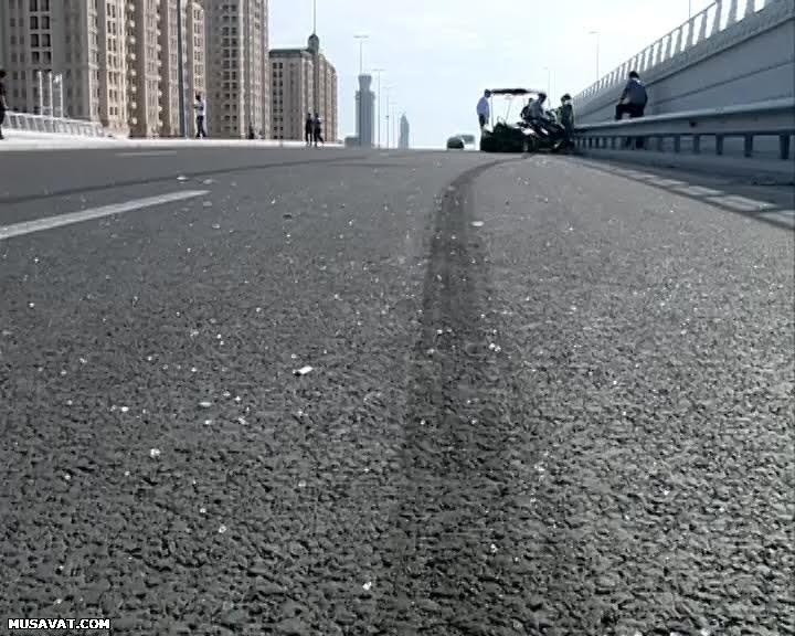 Bakıda sərnişin avtobusu qəzaya uğradı,