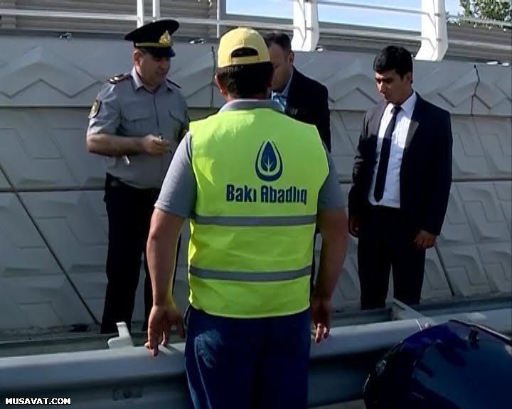 Bakıda sərnişin avtobusu qəzaya uğradı,