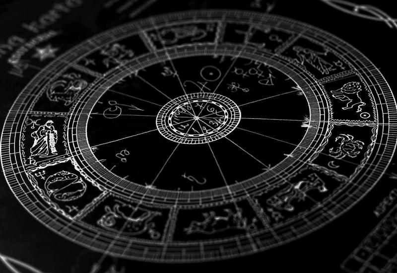 Гороскоп на четверг: в Близнецах проснется ревность, Водолею лучше держаться в стороне от чужих дел