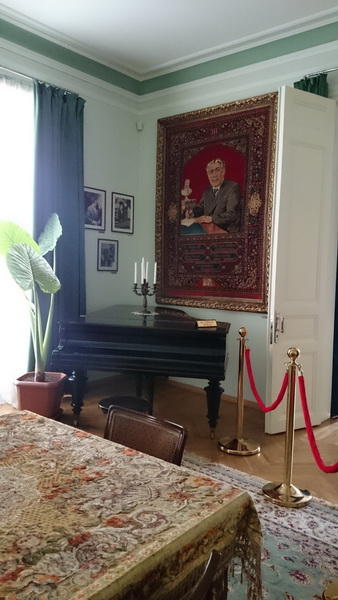 В гостях у великого поэта