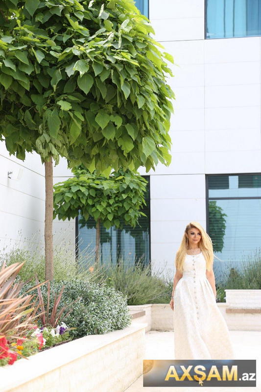 Afaq: "Onda bütün qadınlığım əldən gedir"