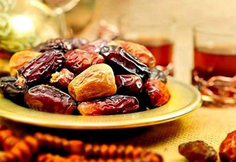 Молитва 8-го дня Рамазана, время имсака и ифтара