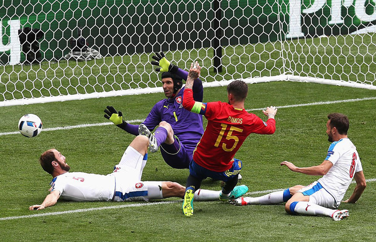 AÇ-2016: İspaniya qazandı