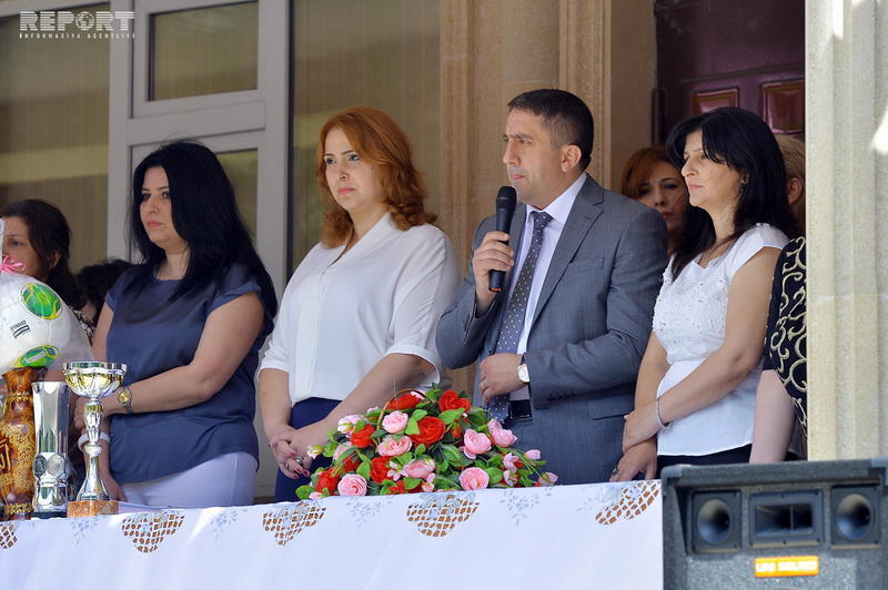 Bakı məktəblərindəki "Son zəng"dən
