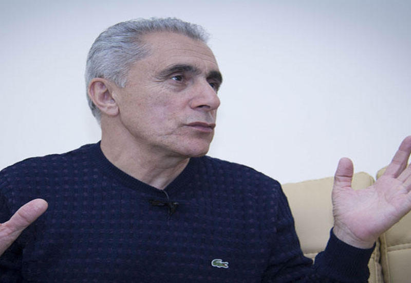 Alim Qasımov: "Onlar oxuyanda kanalı çevirirəm"