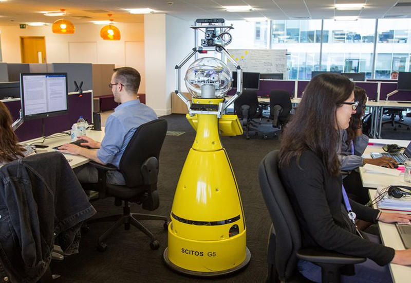 Britaniya şirkəti robot-meneceri işə götürüb