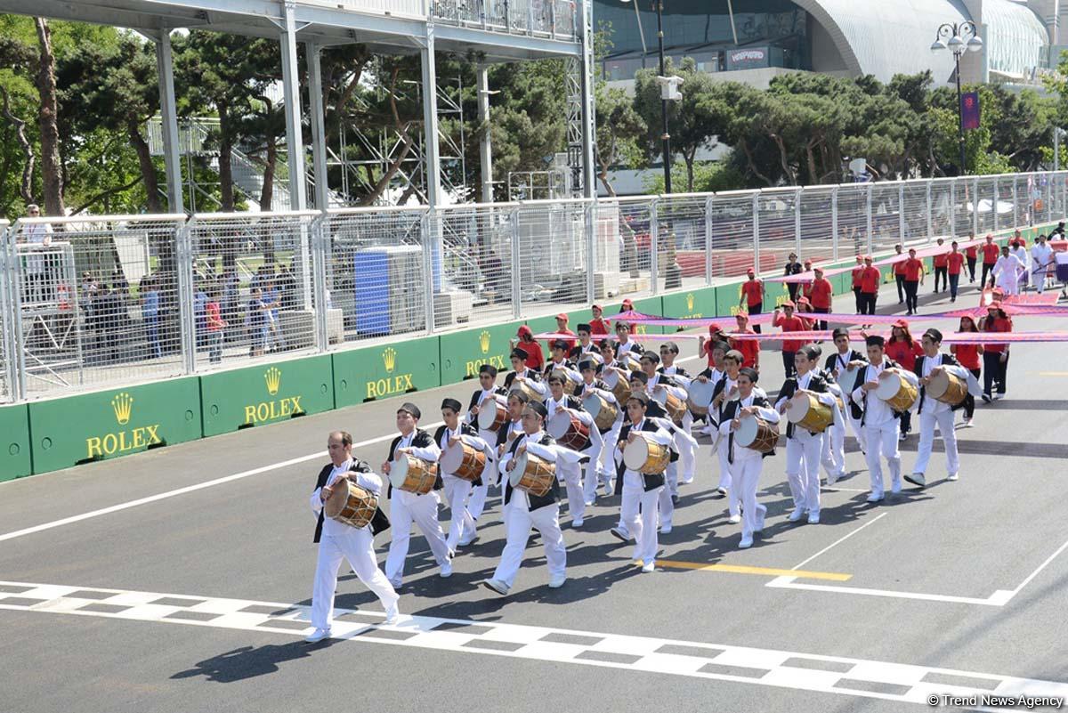 Яркий праздник скорости в Баку