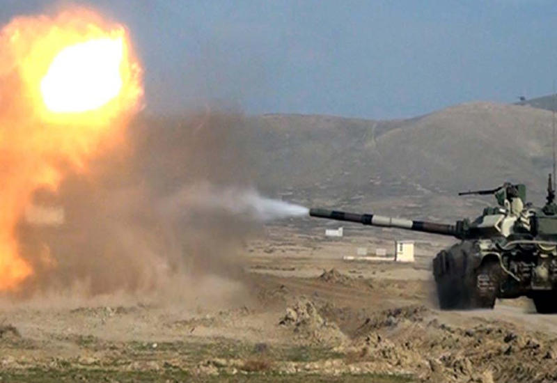 Азербайджанская армия выполняет боевые задачи в рамках учений