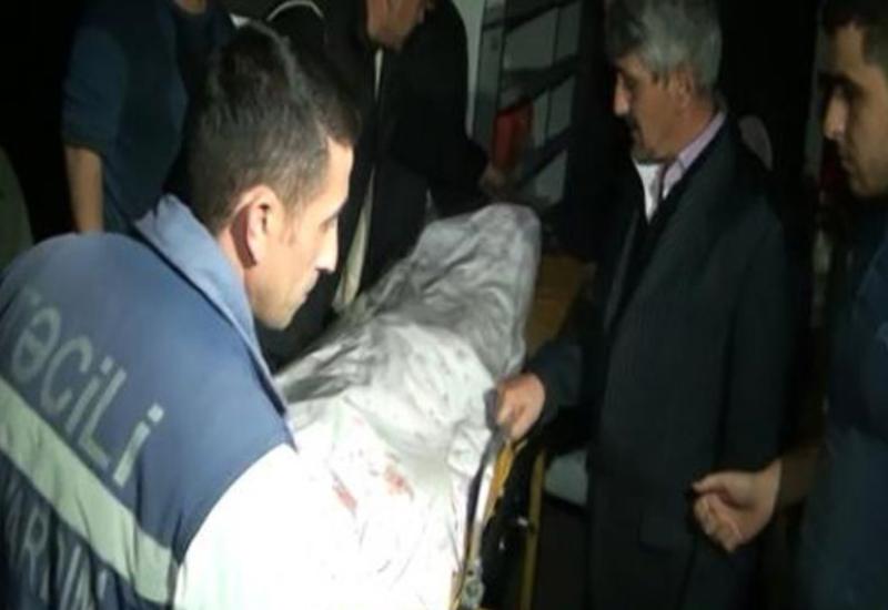 18 yaşlı qızın boğazını qardaşı kəsibmiş