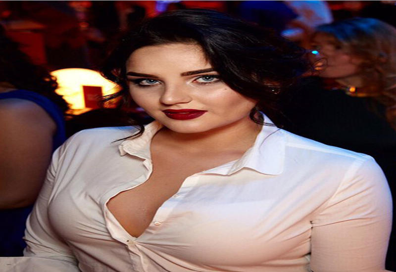 Евгения Подберезкина — первая модель plus size на обложке MAXIM