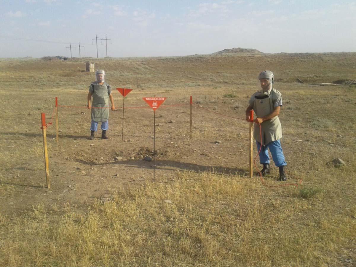 В прифронтовых районах обнаружены 5 неразорвавшихся боеприпасов