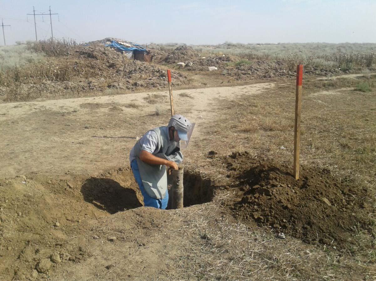 В прифронтовых районах обнаружены 5 неразорвавшихся боеприпасов