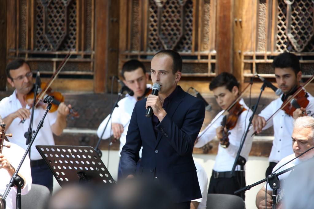 В рамках фестиваля «Шелковый путь» в Шеки выступил ансамбль «Зирвя»