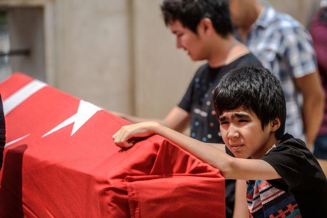 В Турции похоронили жертв страшного теракта