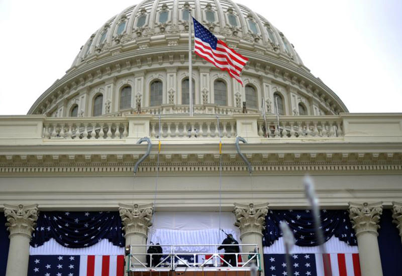 Barak Obama Ağ Evi tərk etdi