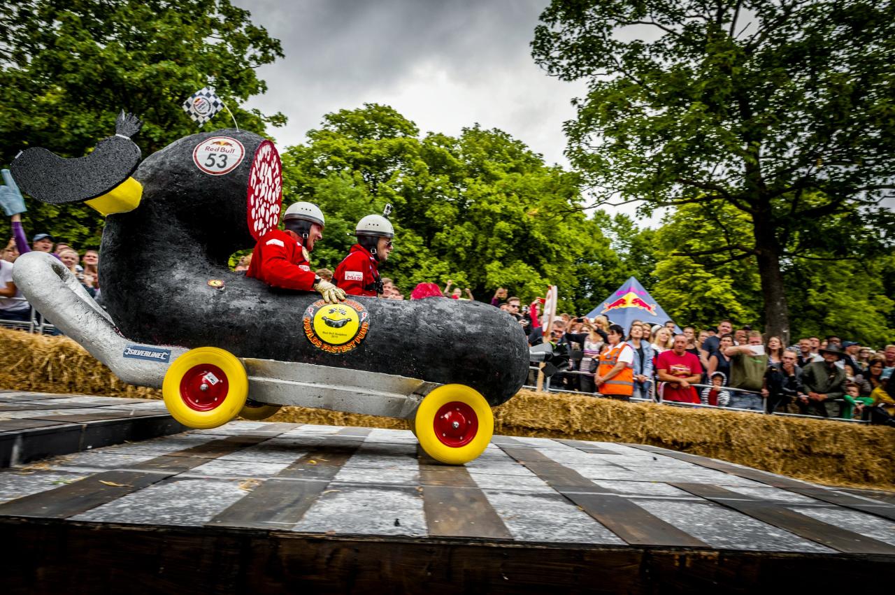 Что такое «Red Bull Soapbox Race»? Скоро в Баку
