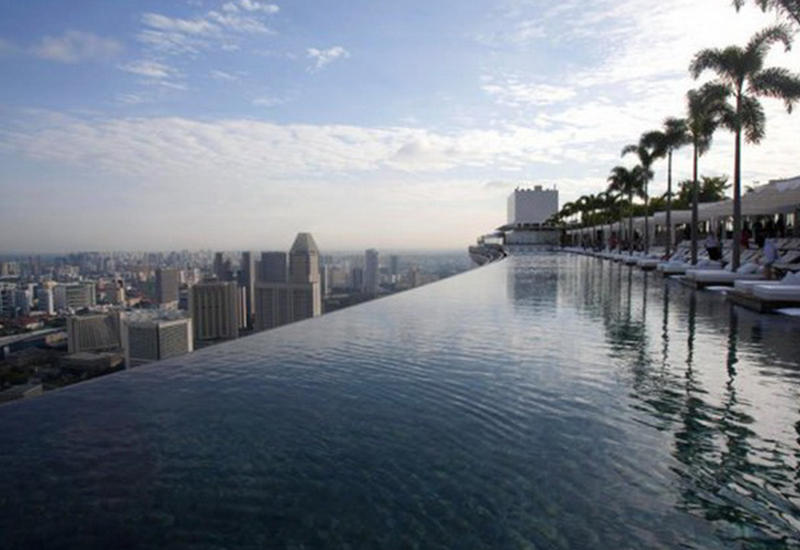 Самые необычные плавательные бассейны в мире