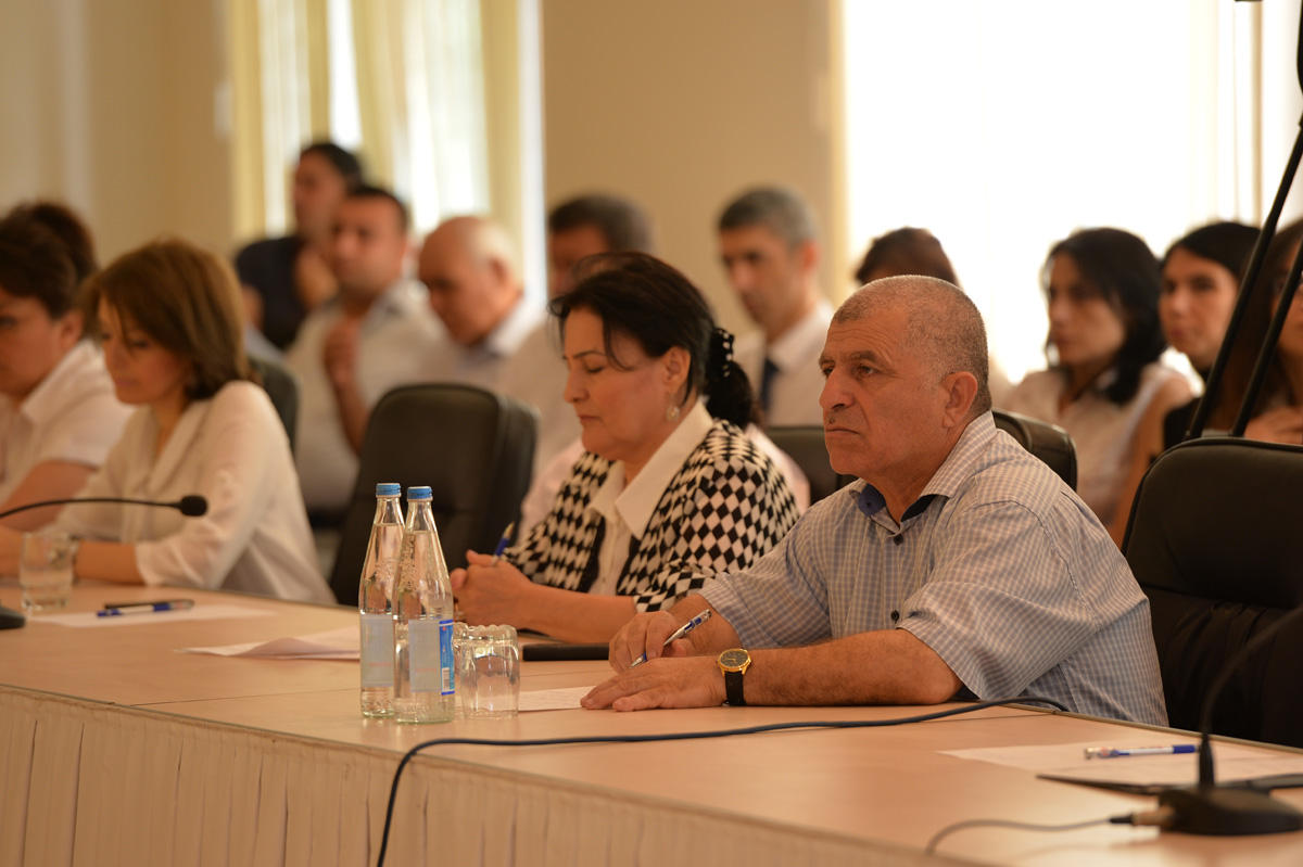 Heydər Əliyev Fondunun "Regional İnkişaf" İctimai Birliyi Yevlax və Şəkidə sakinlərlə görüşlər keçirib