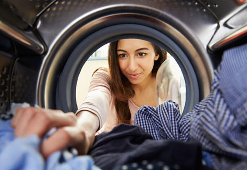 Paltaryuyan maşındakı pis qoxunun səbəbi açıqlandı: Cəmi 1 fincan KİFAYƏTDİR